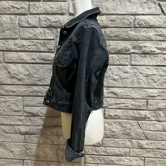 Fubu cropped jean jacket - Picture 3 of 4